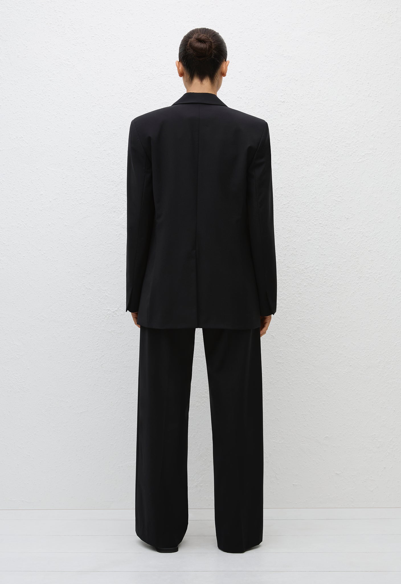 Relaxed Tailored Blazer - Black - Matteau