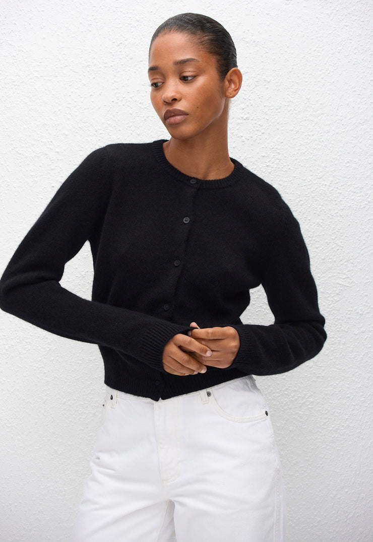Cashmere Crew Cardigan - Black - Matteau