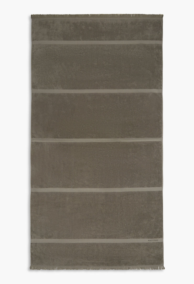 Classic Beach Towel - Taupe - Matteau