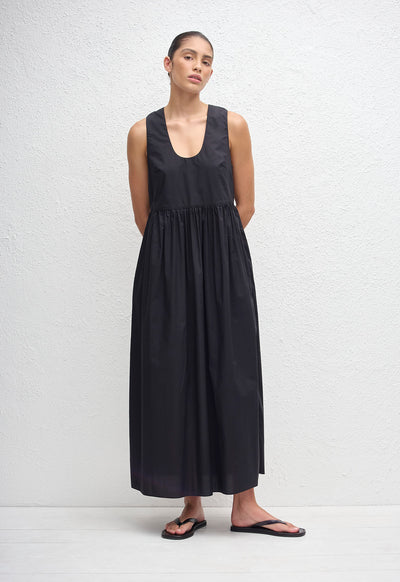 Deep U Sundress - Black - Matteau