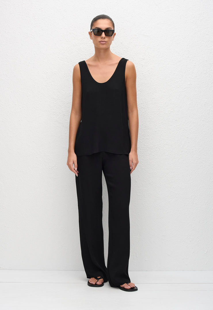 Fluid Scoop Tank - Black - Matteau