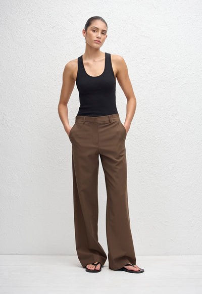 Relaxed Tailored Trouser - Coffee - Matteau