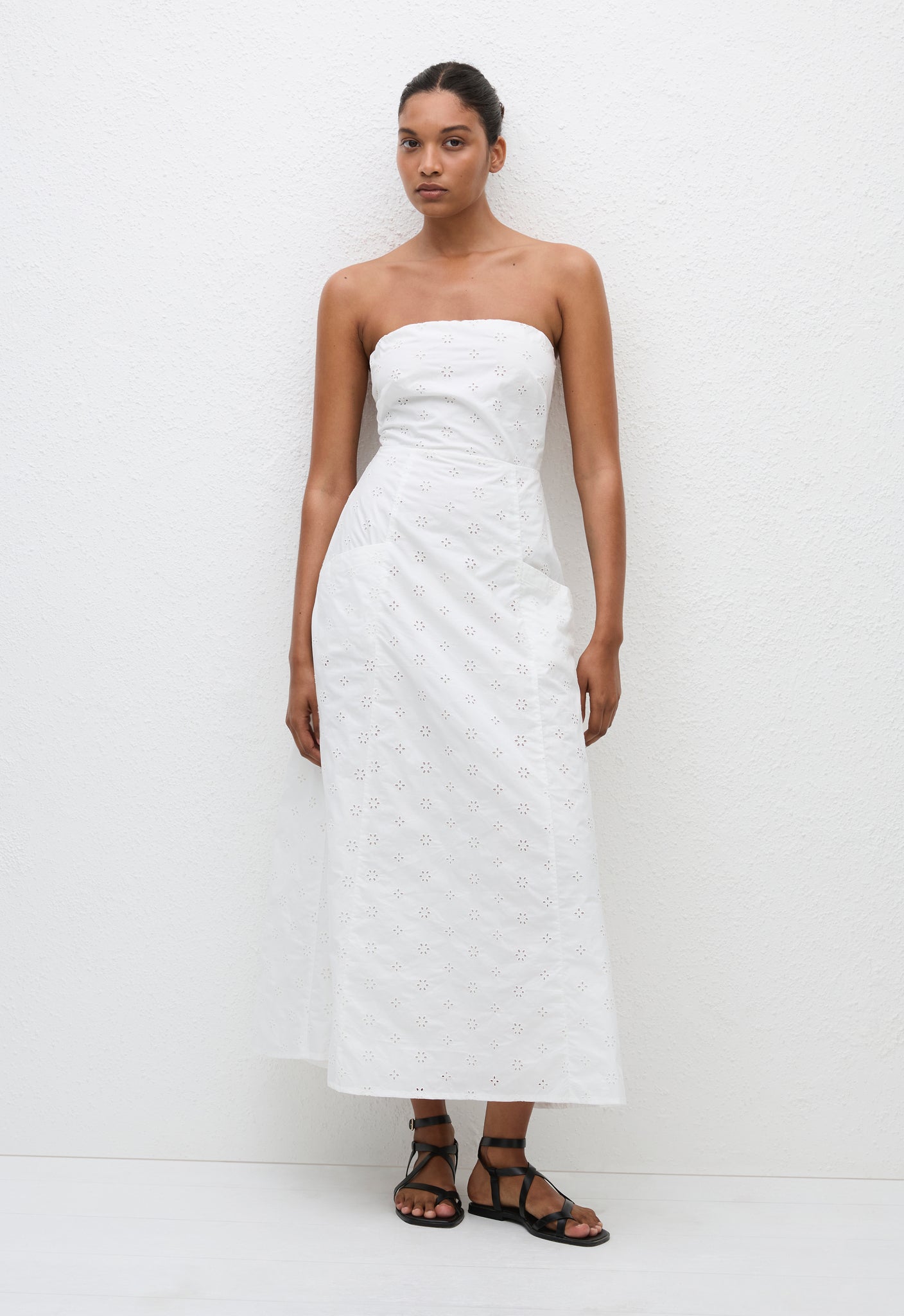 Broderie Strapless Dress - Floral Broderie (White) - Matteau