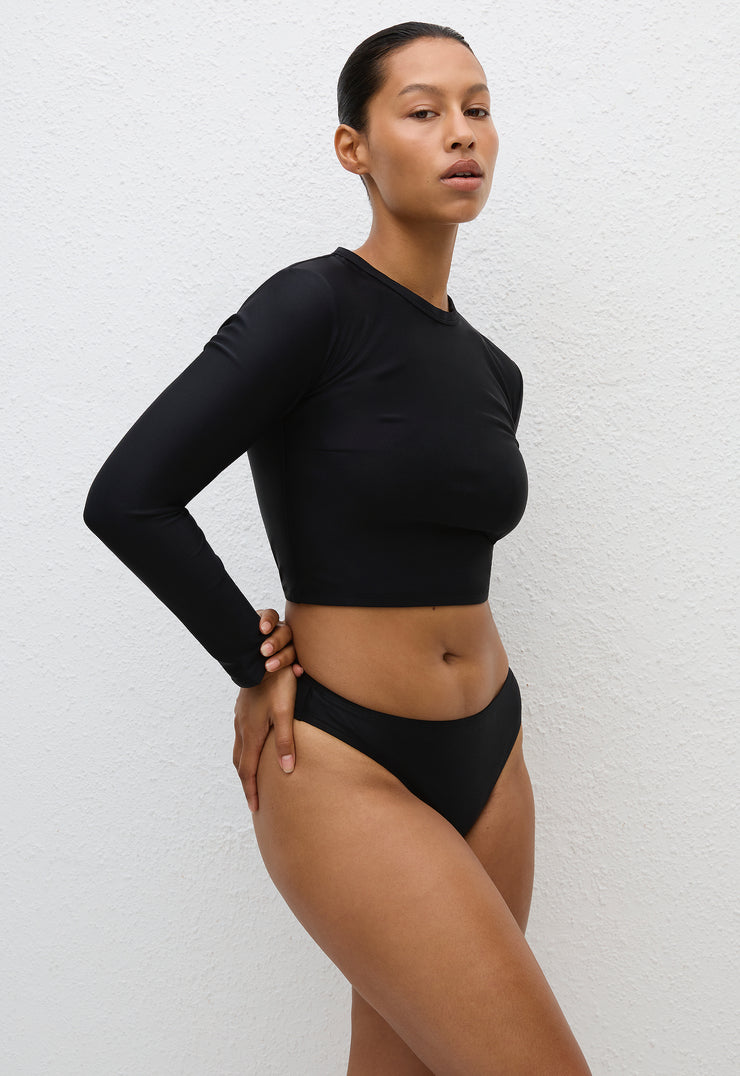 Long Sleeve Sun Tee - Black - Matteau