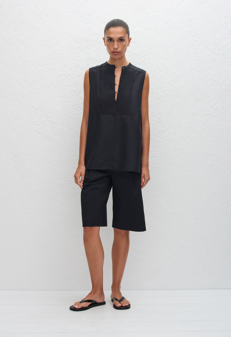 Sleeveless Pintuck Tunic - Black - Matteau