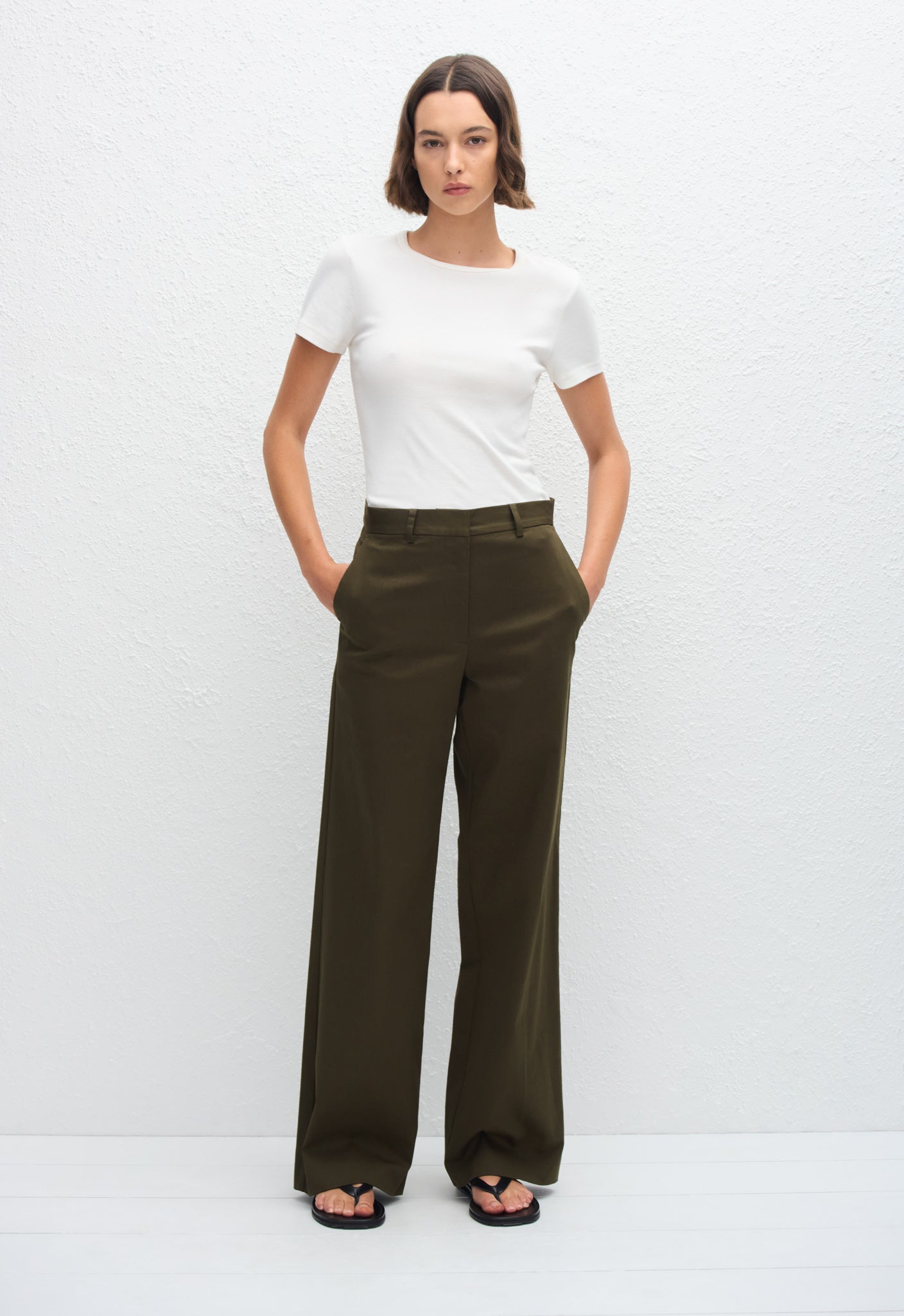 Straight Twill Trouser - Olive - Matteau