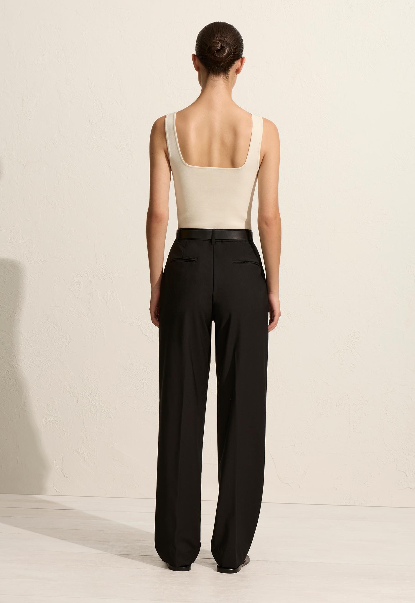 Relaxed Tailored Pleat Trouser - Black - Matteau