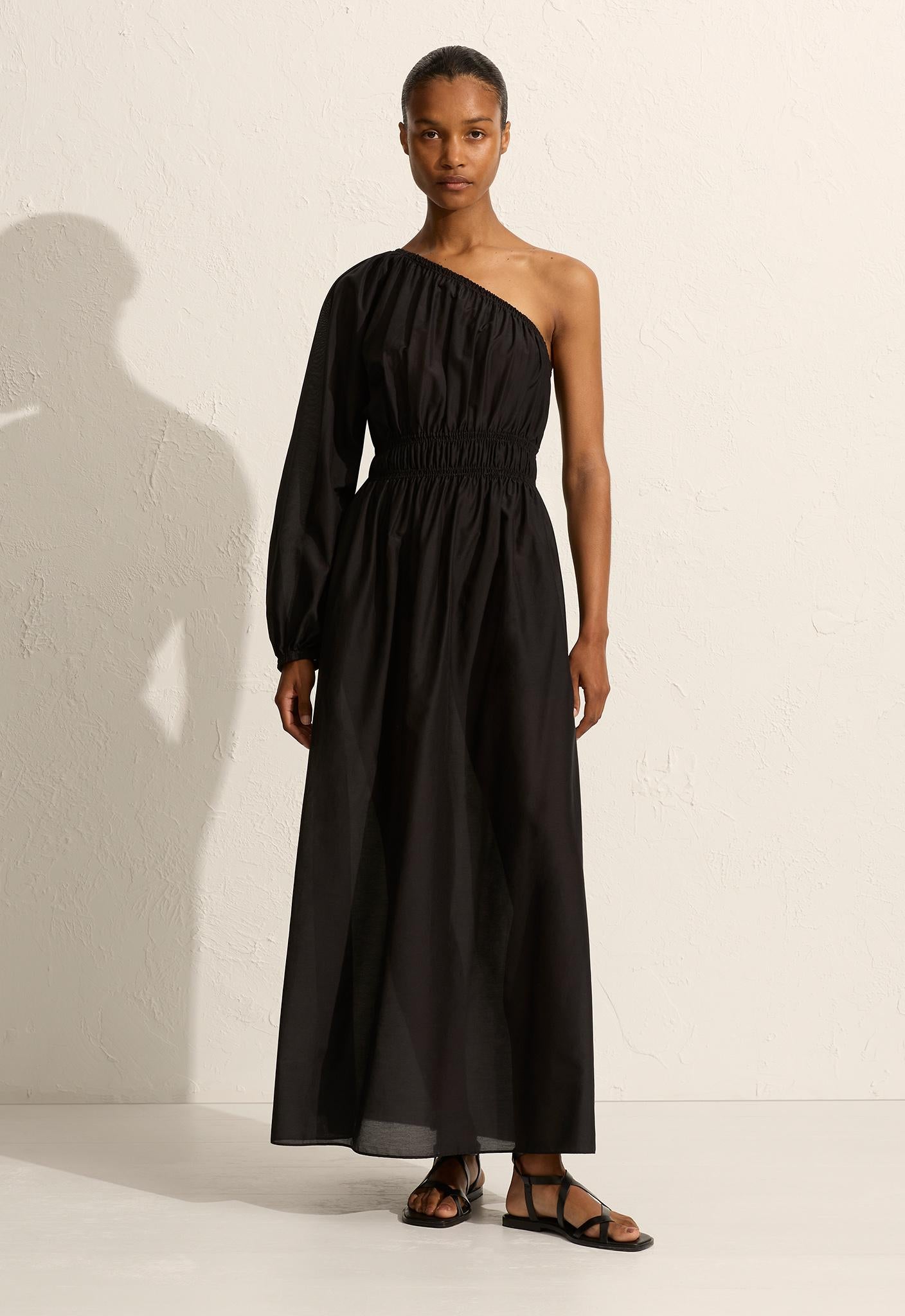 Single Sleeve Maxi Dress - Black - Matteau